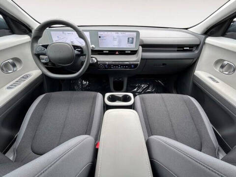 2024 Hyundai Ioniq 5 SE