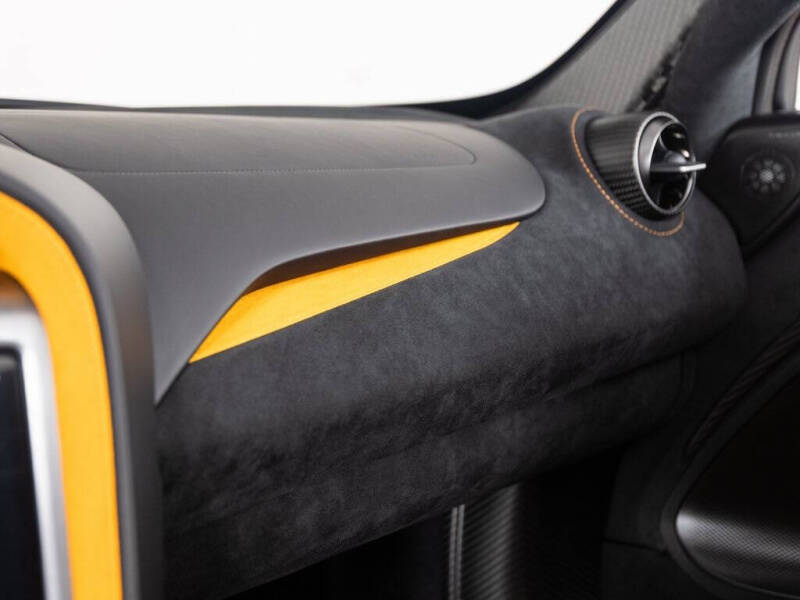 2024 McLaren 750S Spider