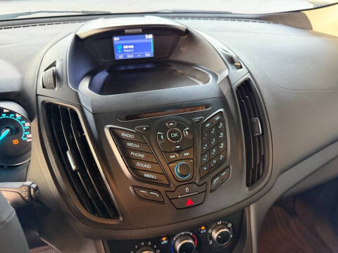 2015 Ford Escape S