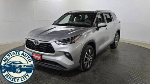 2023 Toyota Highlander Hybrid XLE