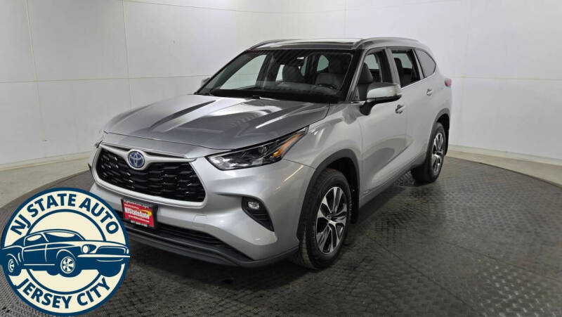 2023 Toyota Highlander Hybrid XLE