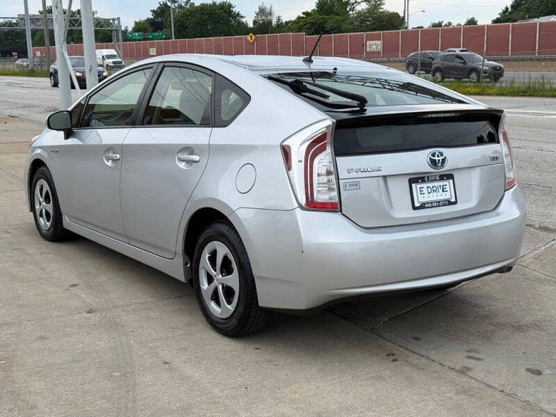 2013 Toyota Prius Two