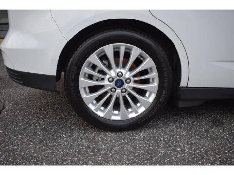 2017 Ford C-MAX Hybrid SE