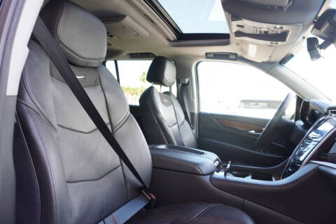 2020 Cadillac Escalade ESV Luxury