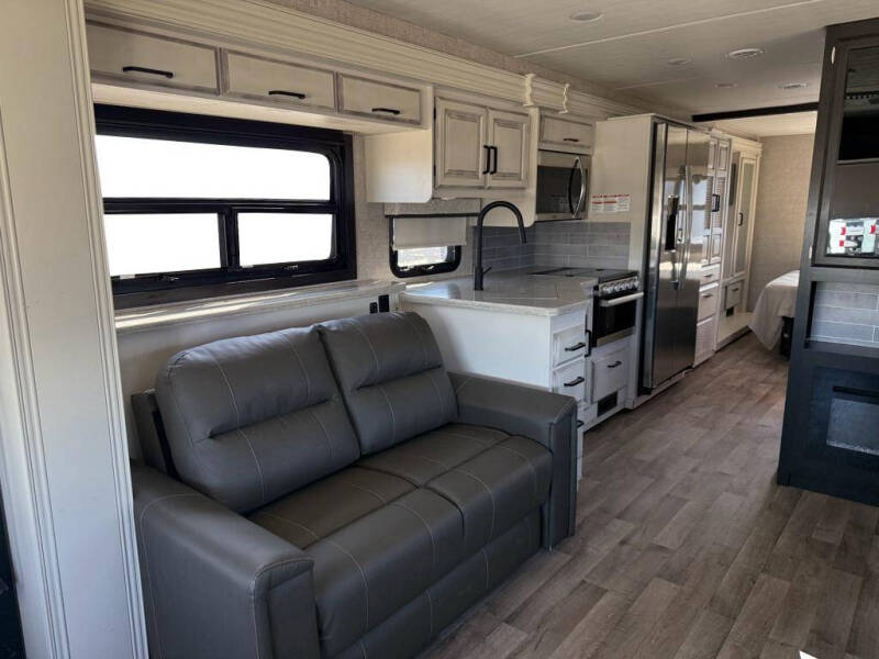 2022 Ford Motorhome Chassis