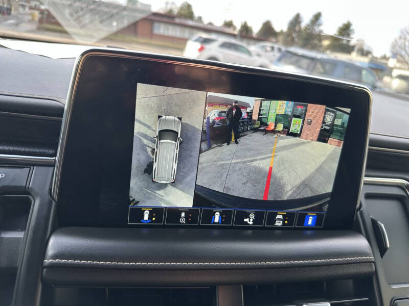 2022 GMC Yukon XL SLT