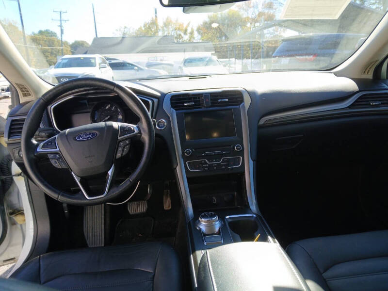 2018 Ford Fusion Hybrid SE