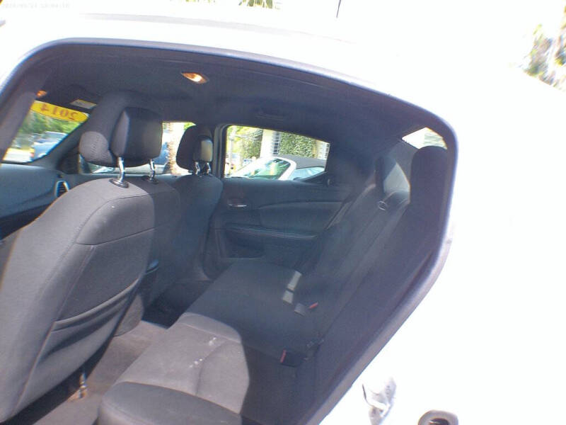 2014 Dodge Avenger SE