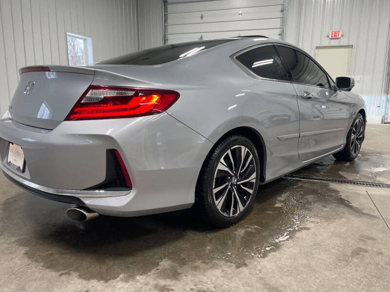 2017 Honda Accord EX-L w/Navi w/Honda Sensing