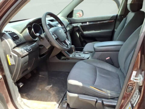2013 Kia Sorento LX