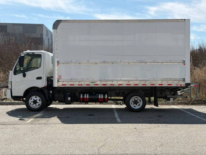 2020 Hino 155