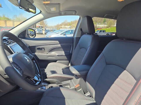 2026 Mitsubishi Outlander Sport SE