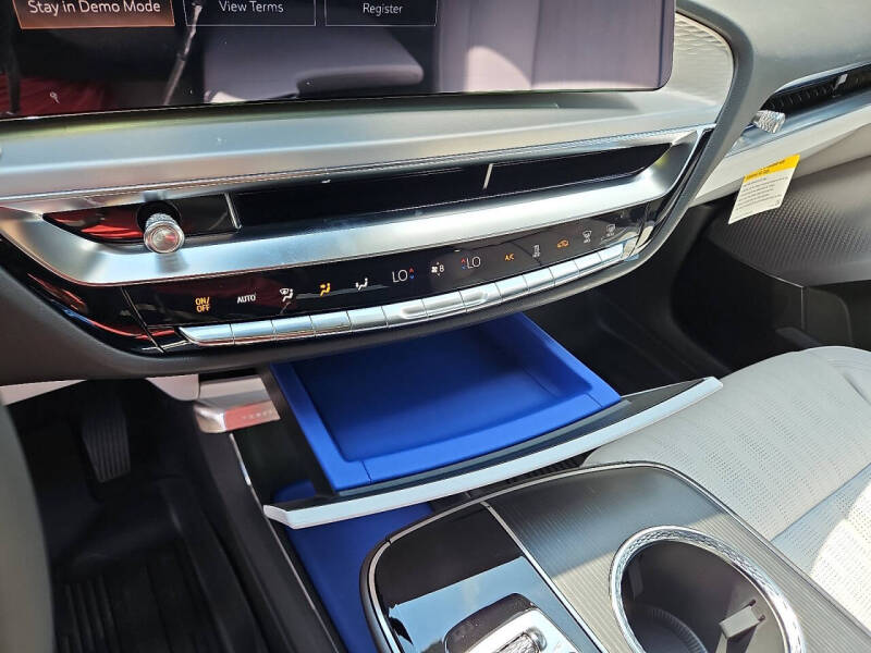 2026 Cadillac LYRIQ Premium Sport