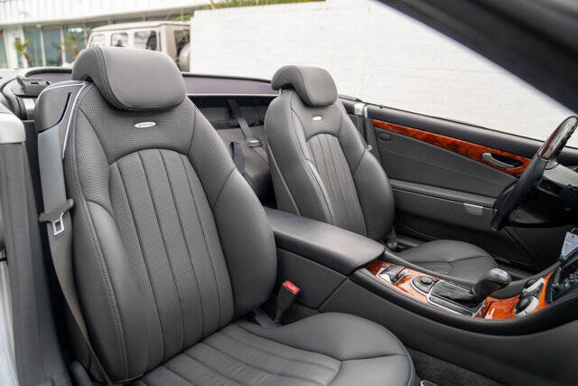 2003 Mercedes-Benz SL-Class 36