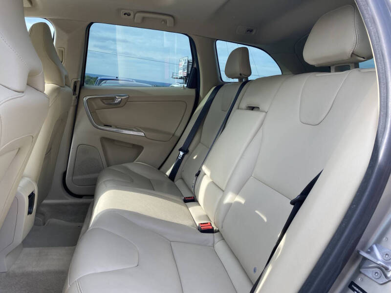 2015 Volvo XC60 T6