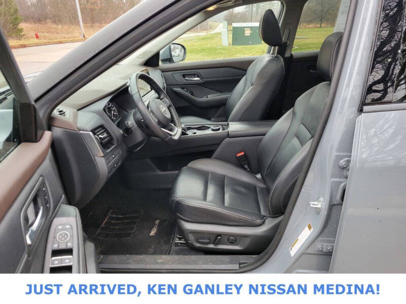 2023 Nissan Rogue SL