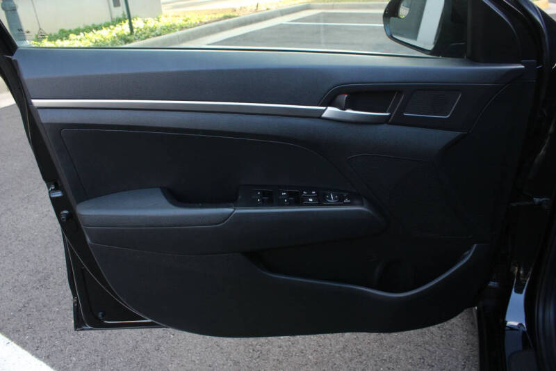 2019 Hyundai Elantra