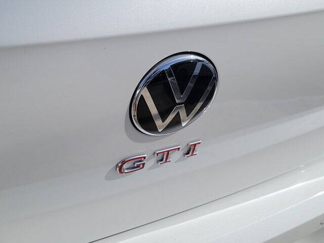 2024 Volkswagen Golf GTI Autobahn