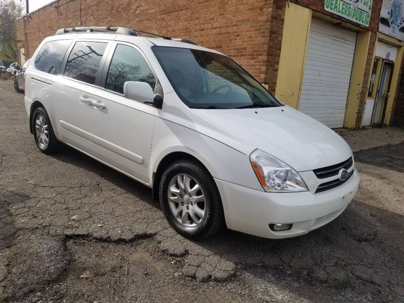 2006 Kia Sedona for sale at 216 Automotive Group in Cleveland OH