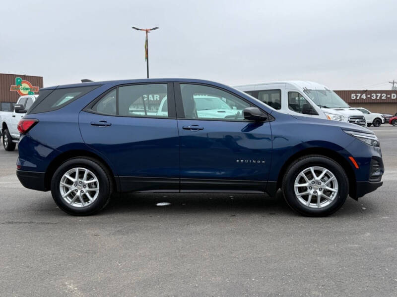 2023 Chevrolet Equinox LS