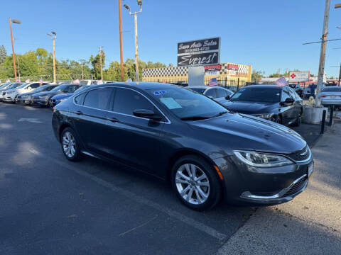 2017 Chrysler 200 Limited