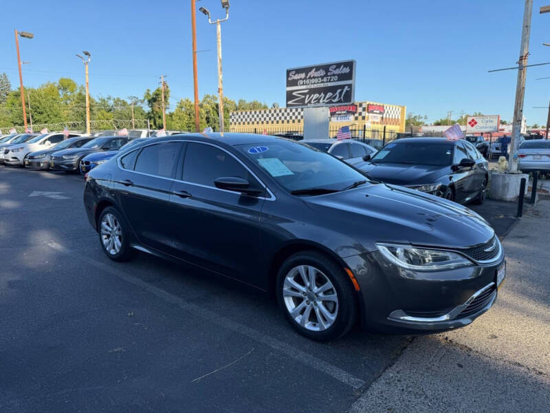 2017 Chrysler 200 Limited