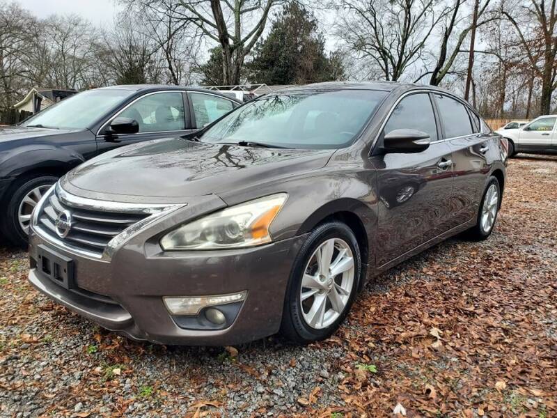 2013 Nissan Altima for sale at Dealmakers Auto Sales in Lithia Springs GA