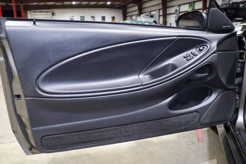 2001 Ford Mustang SVT Cobra