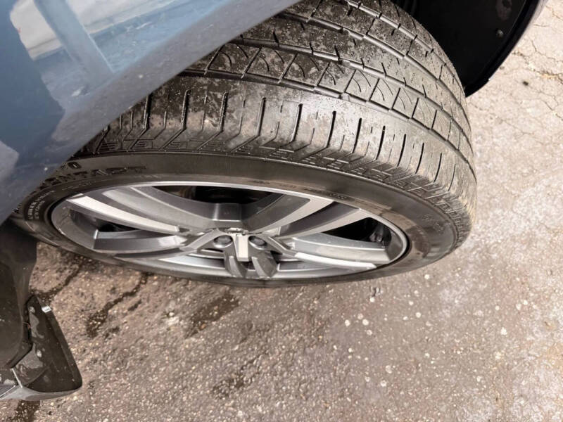 2020 Volvo XC60 T5 Momentum