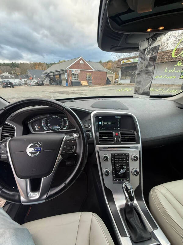 2015 Volvo XC60 T6 Platinum