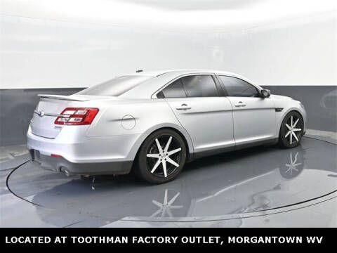 2018 Ford Taurus SHO