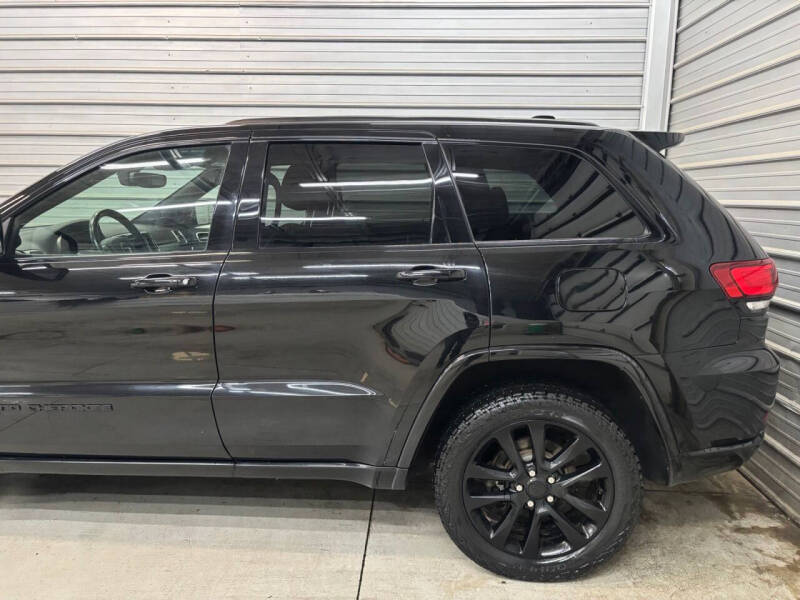2017 Jeep Grand Cherokee Altitude