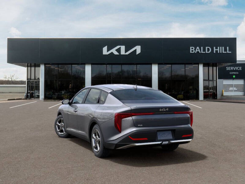 2026 Kia K4 LXS