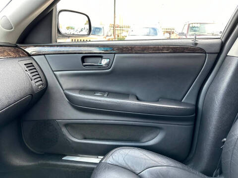 2010 Cadillac DTS Pro Coachbuilder Limo