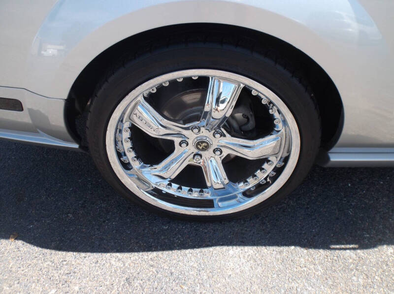 2009 Ford Mustang GT Deluxe