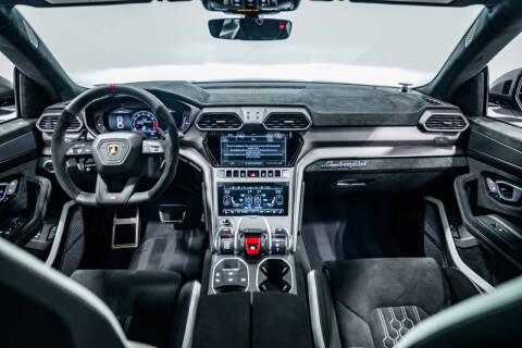 2024 Lamborghini Urus Performante