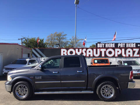 2017 RAM 1500 Laramie