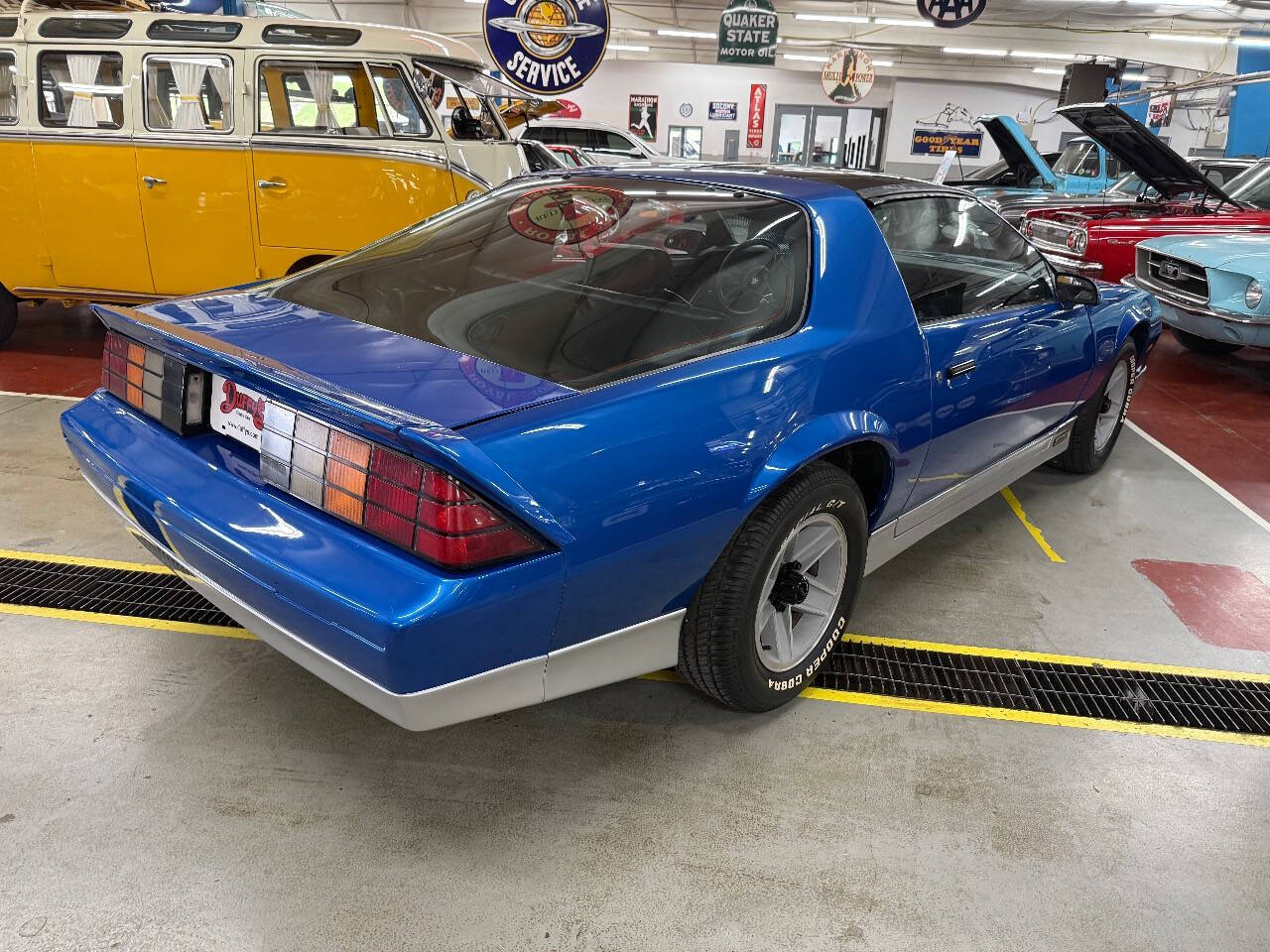 1989 Chevrolet Camaro 3