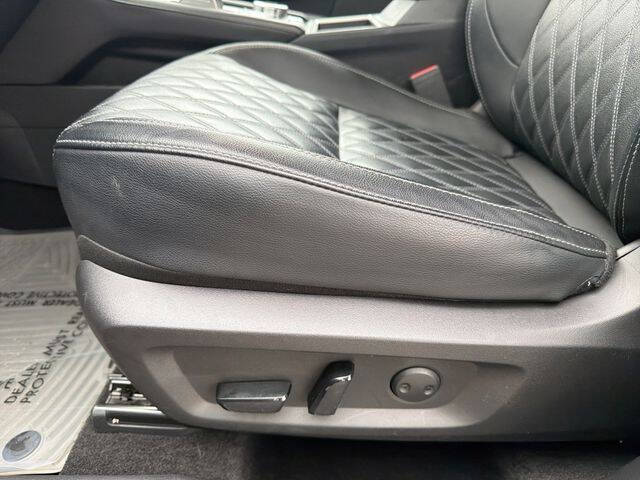 2024 Mitsubishi Outlander SEL