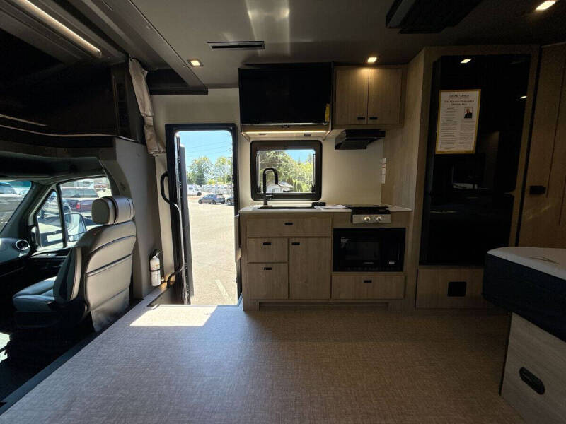 2026 Mercedes-Benz Sprinter 4500