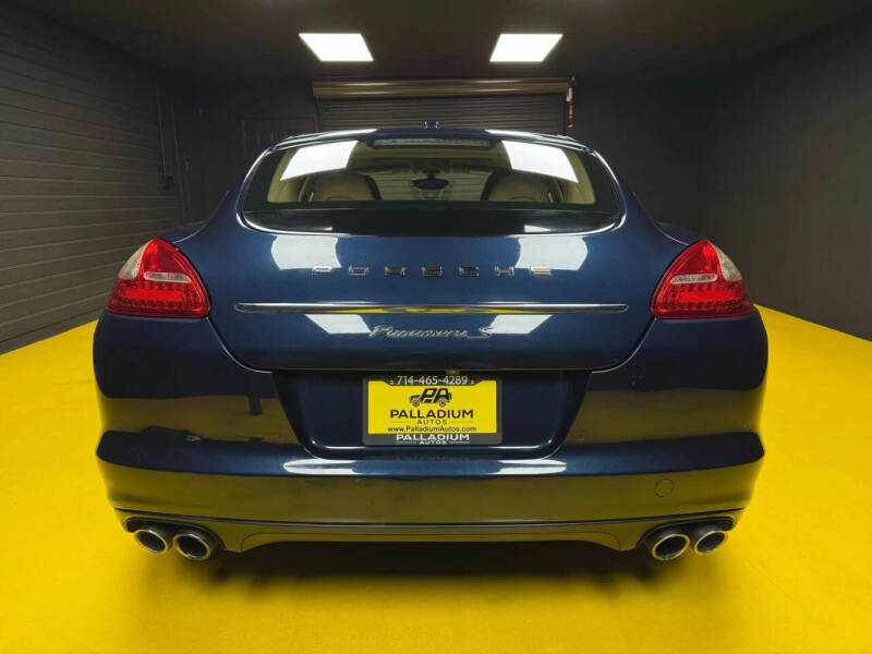 2012 Porsche Panamera