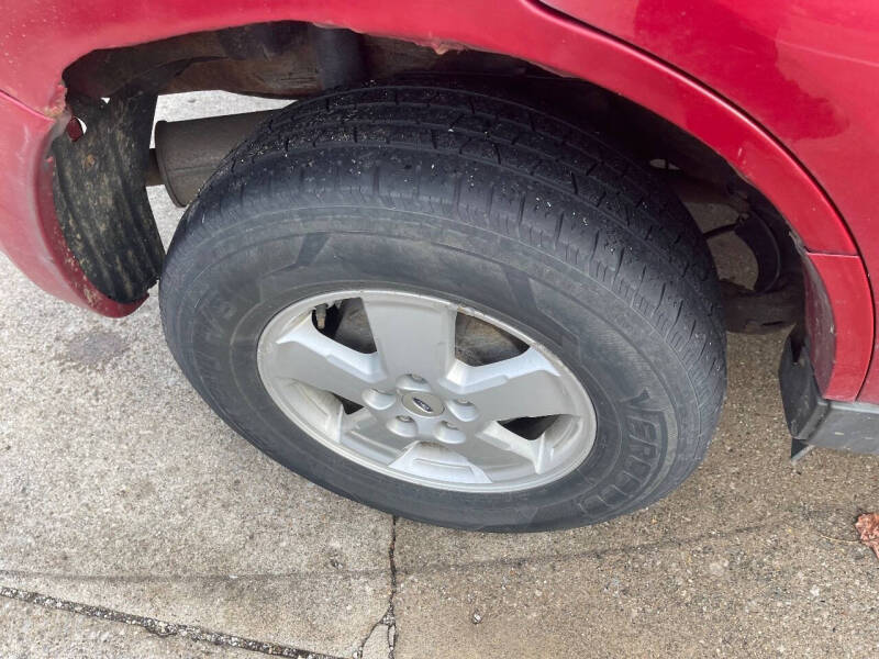 2011 Ford Escape XLS