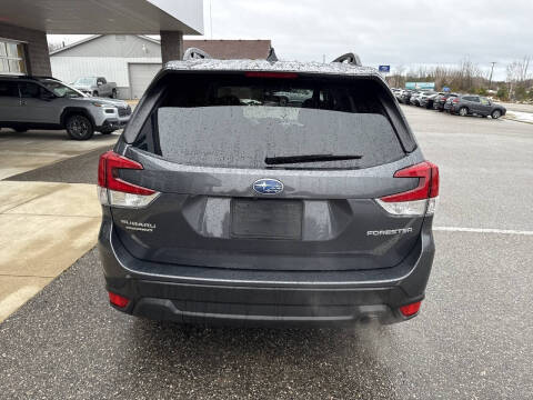 2024 Subaru Forester Premium