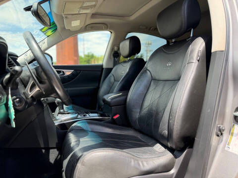 2009 Infiniti FX35