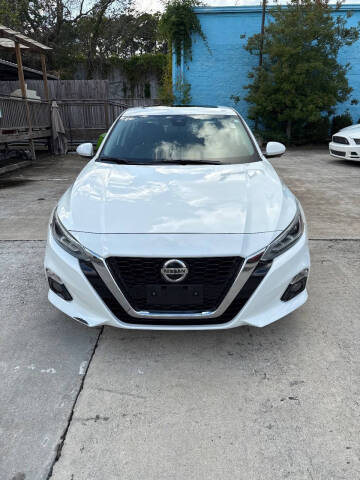 2020 Nissan Altima 2.0 Platinum