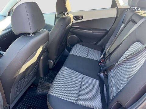 2021 Hyundai Kona SEL Plus