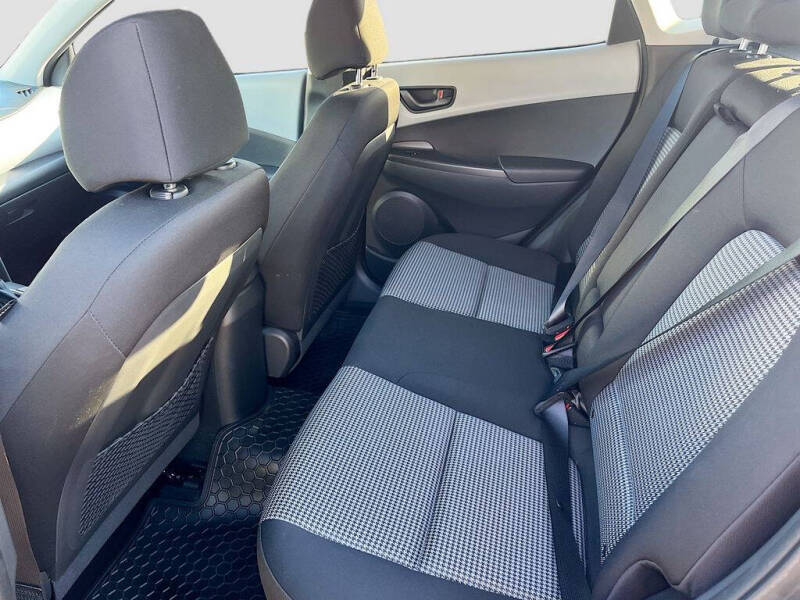 2021 Hyundai Kona SEL Plus