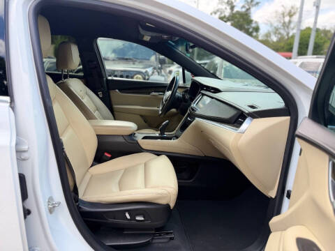 2017 Cadillac XT5
