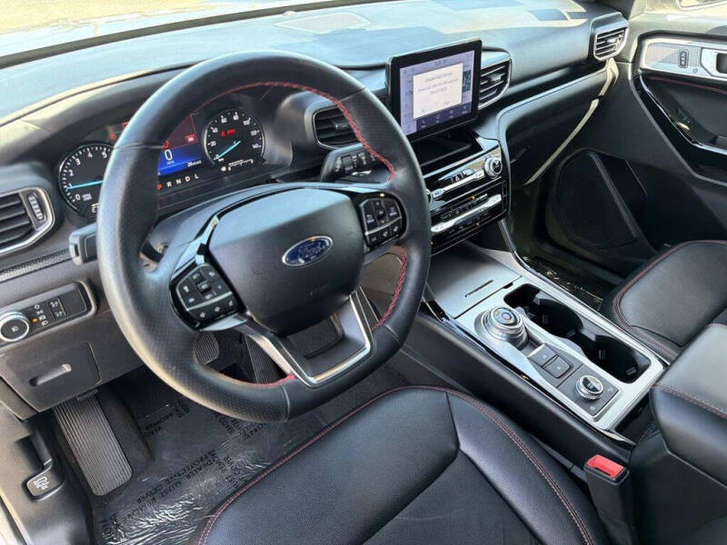 2022 Ford Explorer ST-Line