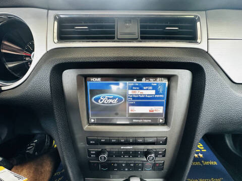 2014 Ford Mustang V6
